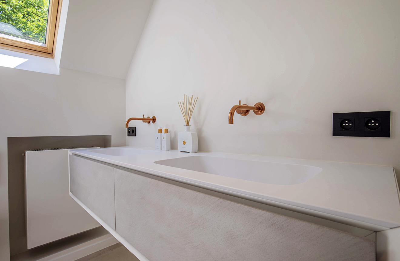 Totaalrenvatie badkamer met nieuw badkamermeubel in Sint Martens Latem